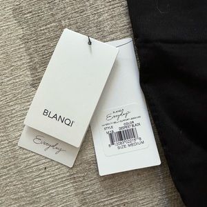 Blanqi maternity leggings size med. never worn!